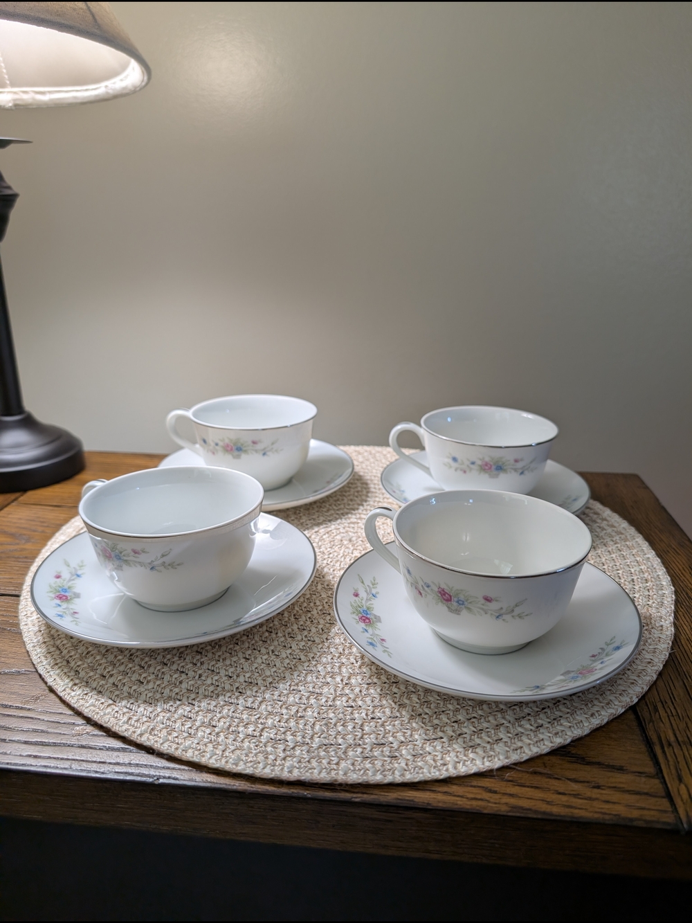 Vintage Florenteen Fine China "Fantasia" Teacup & Saucer Set of 4 - Japan